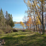 Cottage-Path-to-Lake-0.jpg